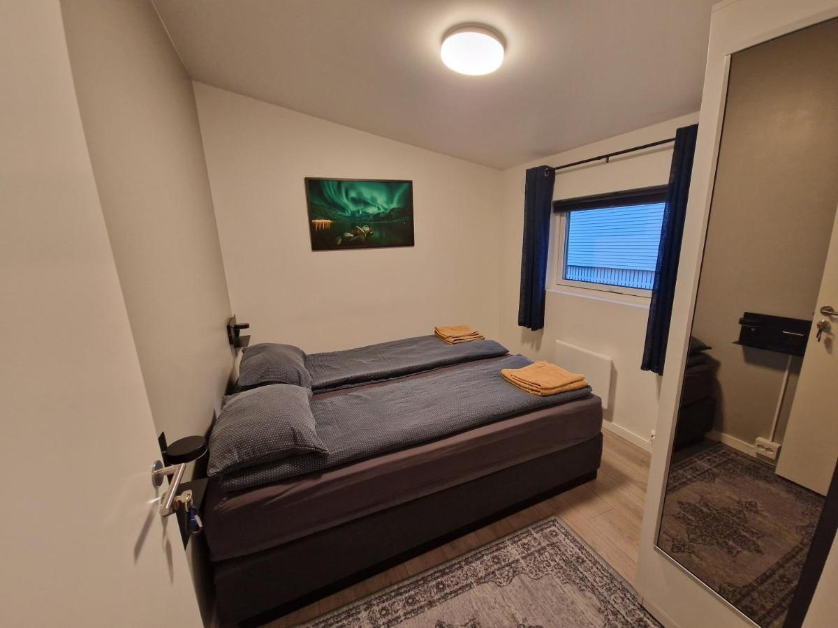 Northern Living 2 Room With Shared Bathroom Tromsø Exteriér fotografie